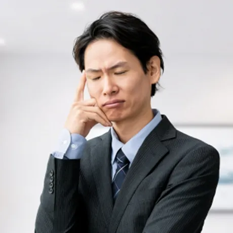 採用・信頼獲得に課題を感じる経営者のイメージ